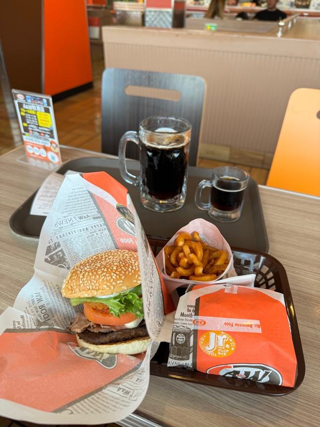 A&W-沖繩連鎖漢堡店